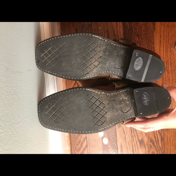 FRYE distressed buckle boots 7.5 - Picture 4 of 4